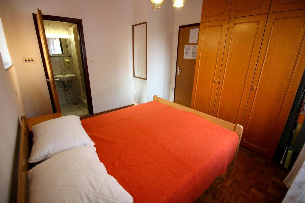 Guesthouse Marija Novi Vinodolski Eksteriør billede