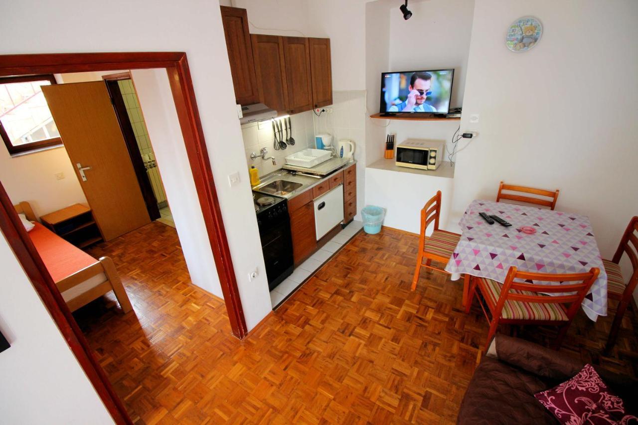 Guesthouse Marija Novi Vinodolski Eksteriør billede