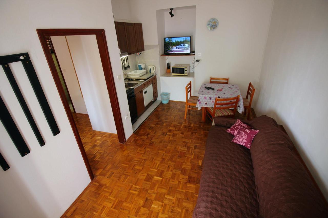 Guesthouse Marija Novi Vinodolski Eksteriør billede
