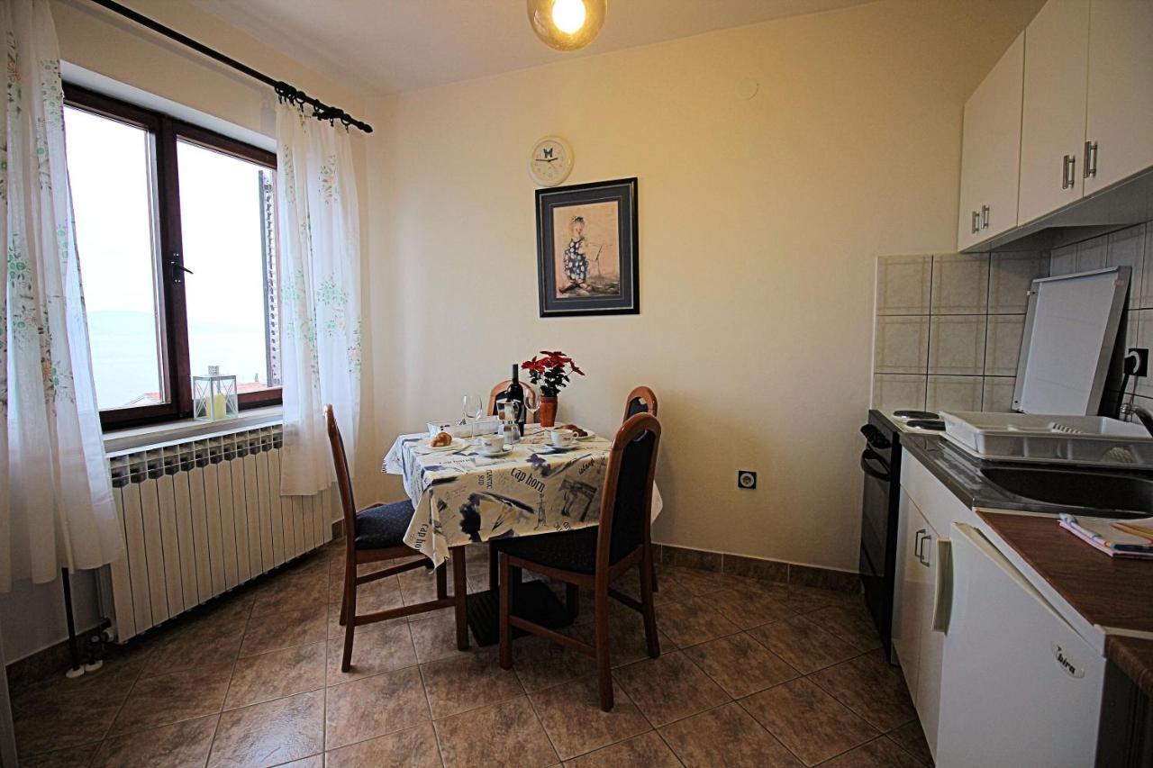 Guesthouse Marija Novi Vinodolski Eksteriør billede