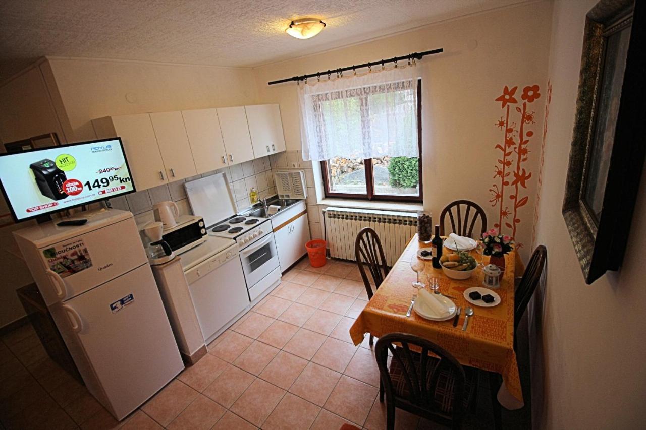 Guesthouse Marija Novi Vinodolski Eksteriør billede