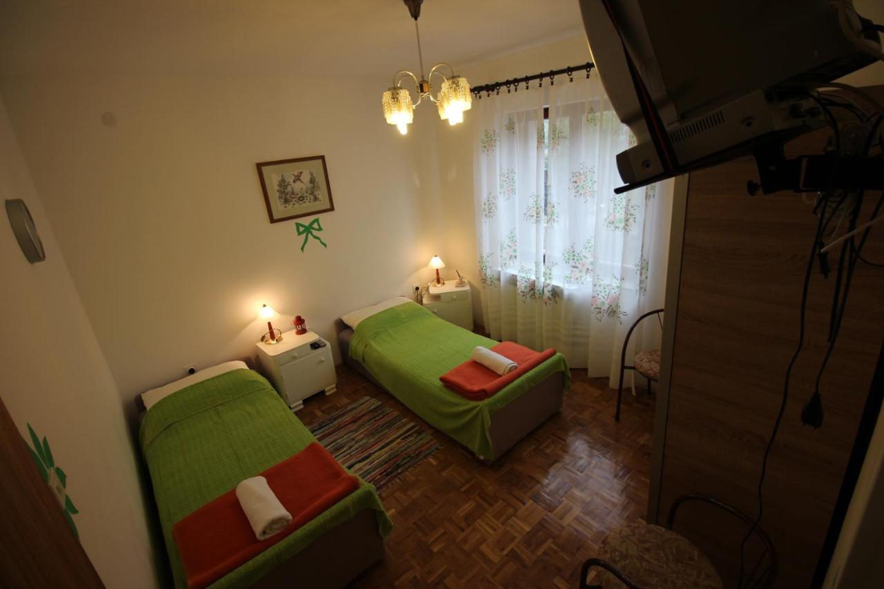 Guesthouse Marija Novi Vinodolski Eksteriør billede
