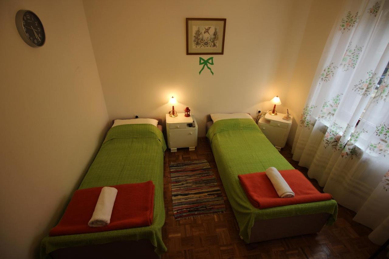 Guesthouse Marija Novi Vinodolski Eksteriør billede